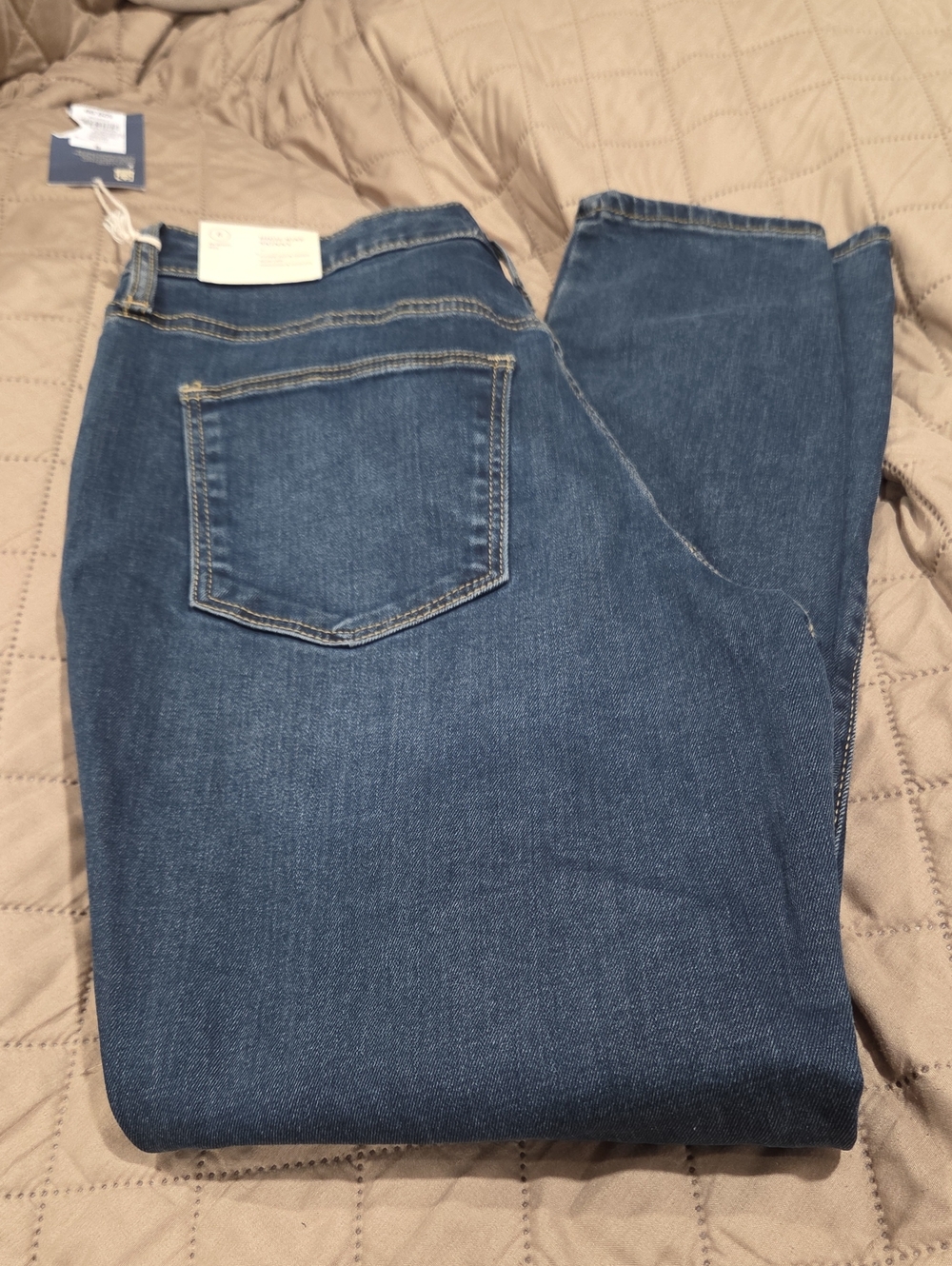 Universal Thread Women's Skinny Jeans in Medium Blue Denim